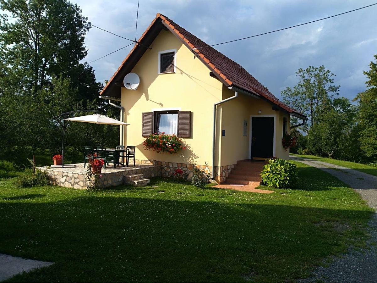 Apartments Jure Smoljanac Exterior photo